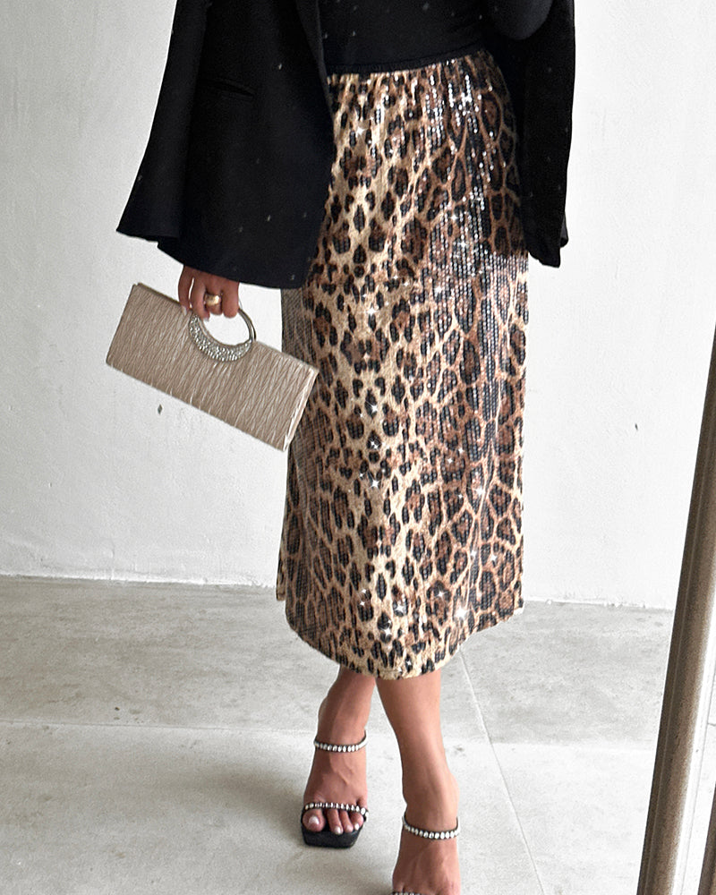 Discover Our New Leopard Print Sequined Skirt