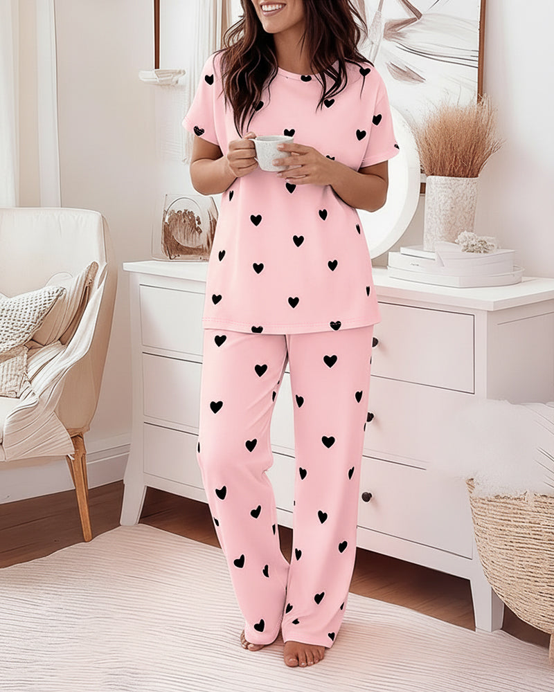 The LA FINE FLEUR Valentine's Day Heart Patterned Top and Pajama Pants Set.