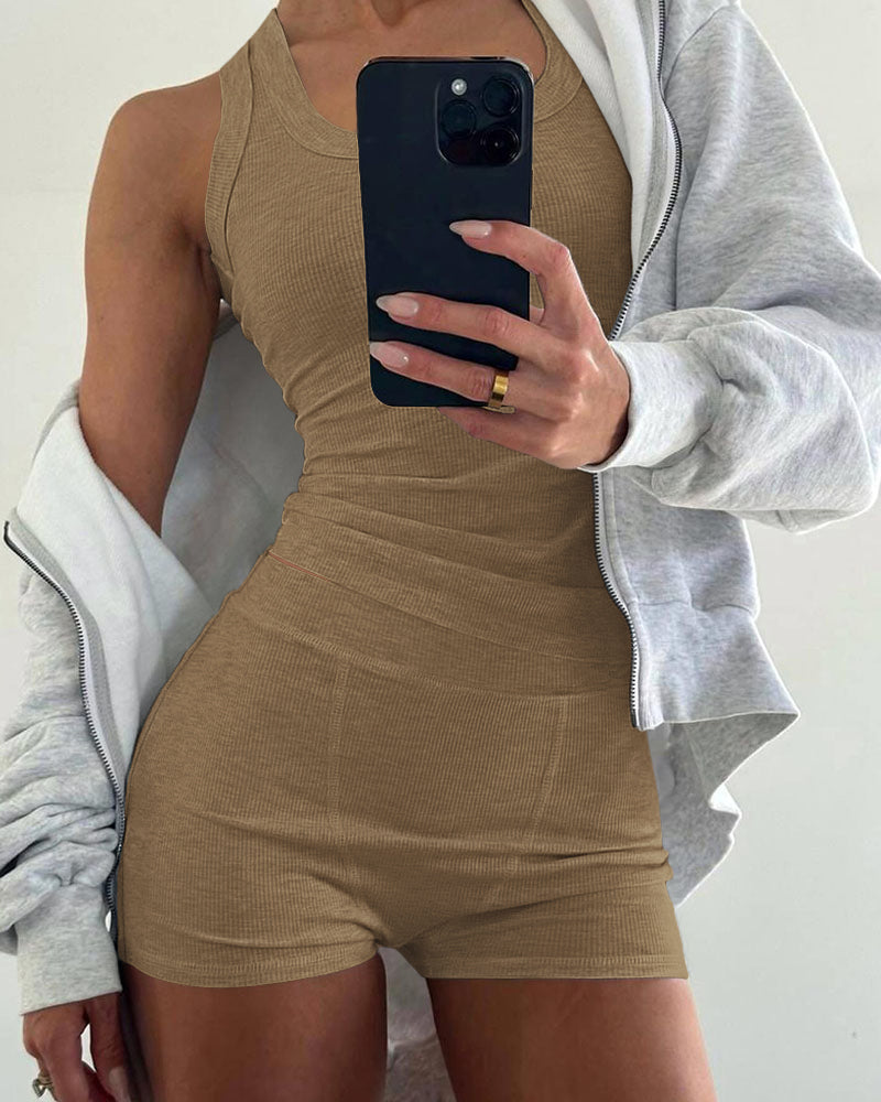 Micro-ribbed U-neck tank and boxer lounge set with a light gray zip-up hoodie.