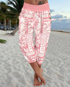 Low Waist Capris Featuring Wooden Buttons and Pockets
