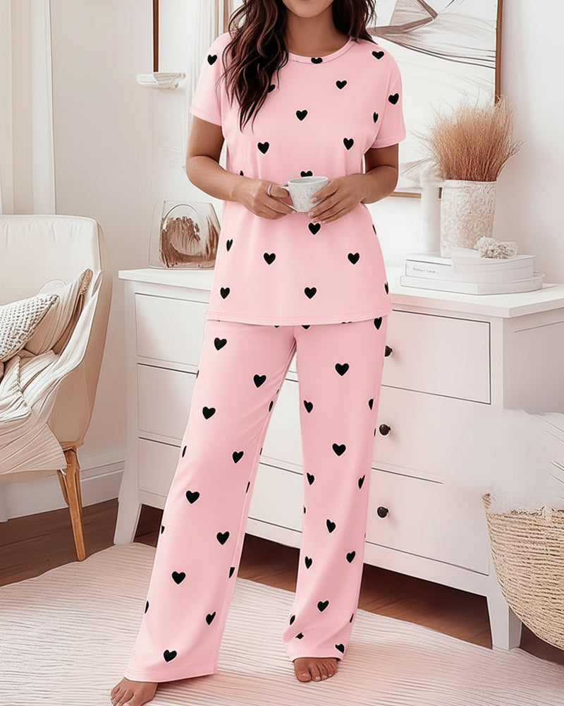 LA FINE FLEUR Valentine's Day Heart Patterned Top and Pajama Pants Set in soft fabric.