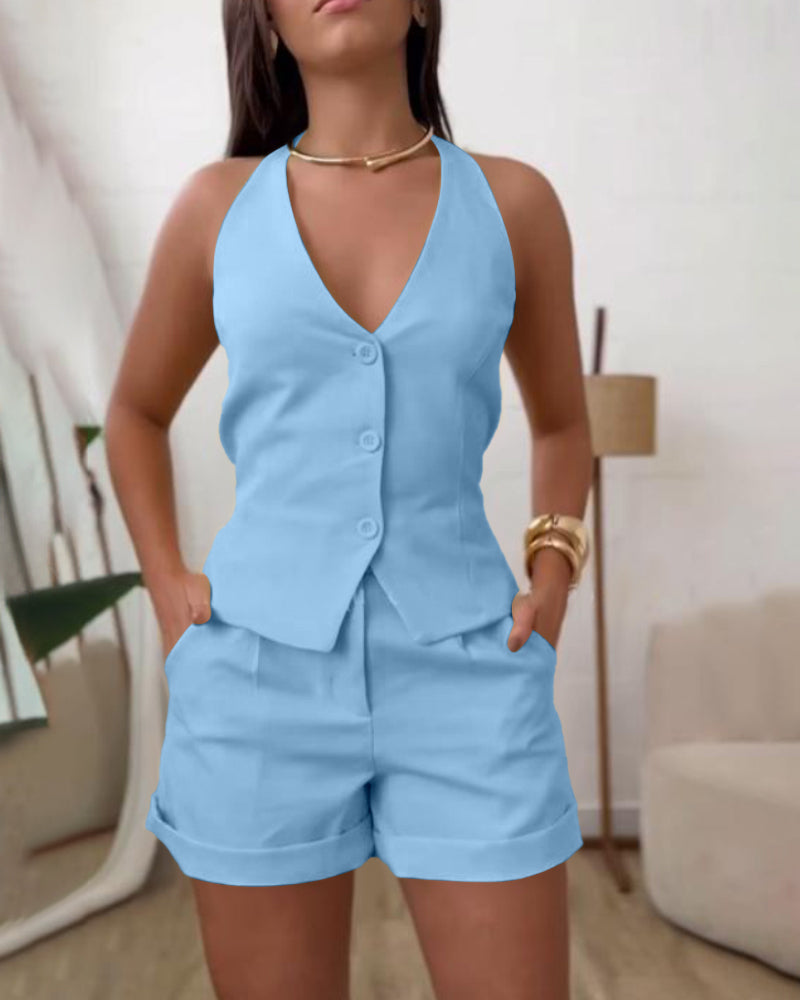 A LA FINE FLEUR  2-piece V-neck sleeveless top and elastic waist shorts set.