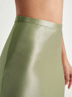 Elegant High-Rise Midi Skirt in Silky Satin Flow