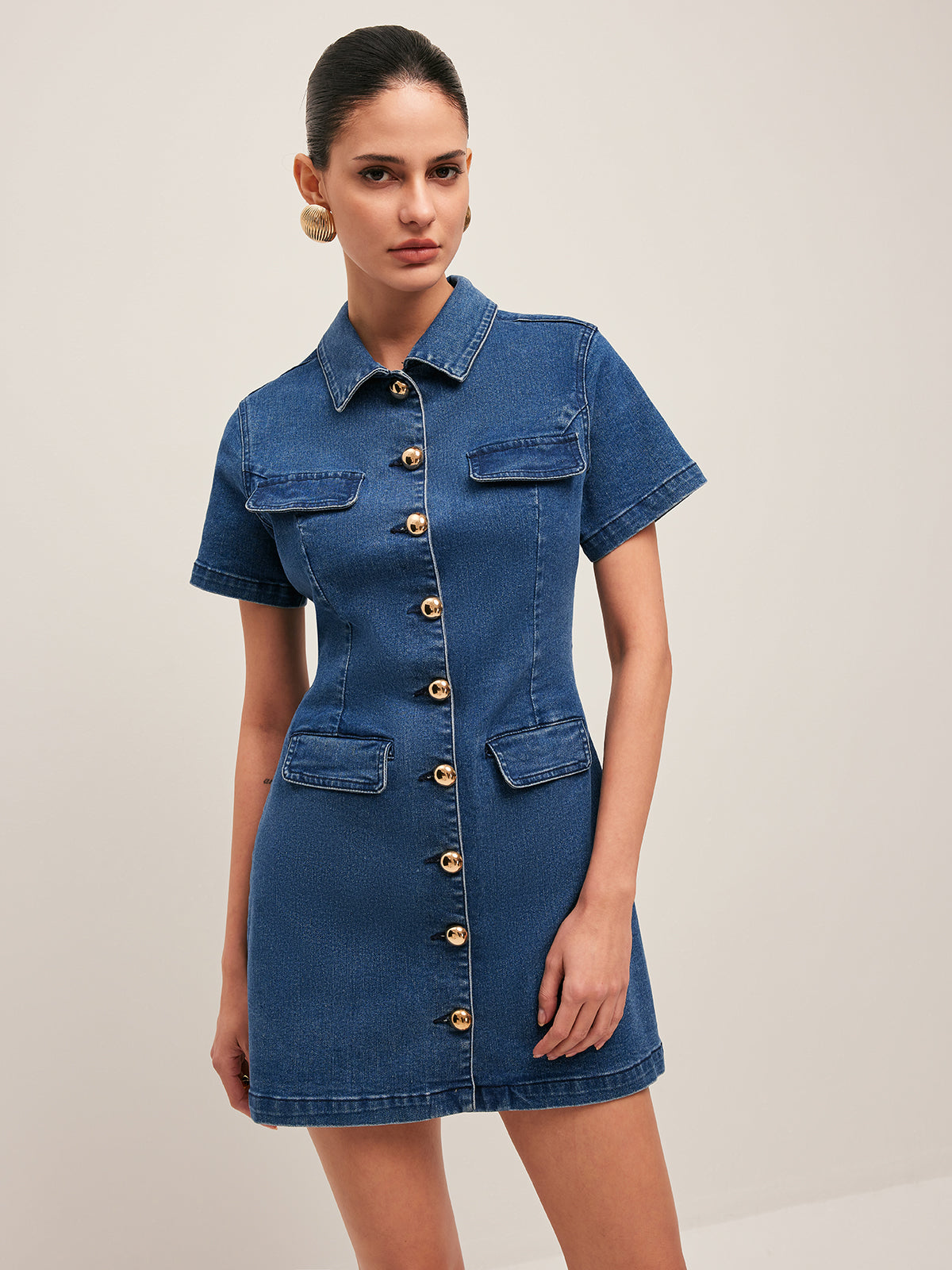LA FINE FLEUR Stylish Denim Dress with button-down front, short sleeves, and front pockets.