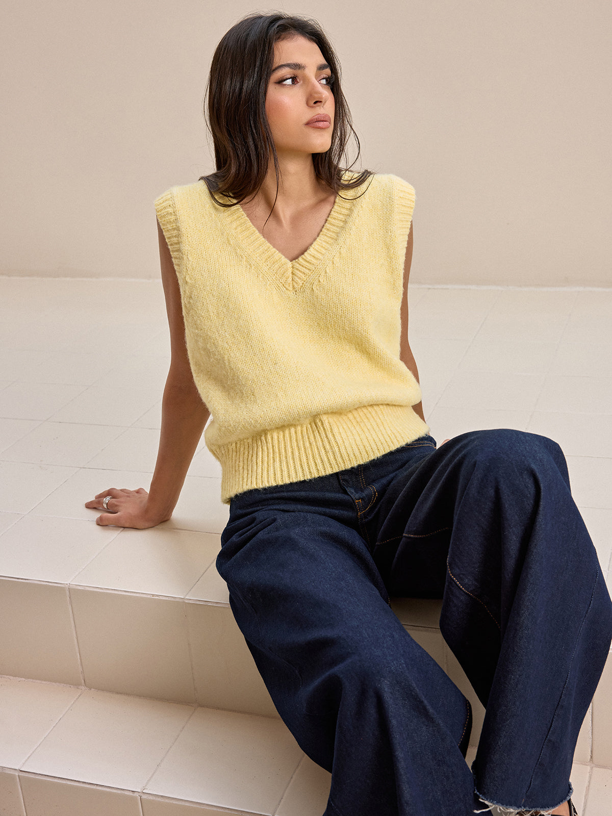 V-Neck Wool-Blend Knitted Sleeveless Sweater Vest