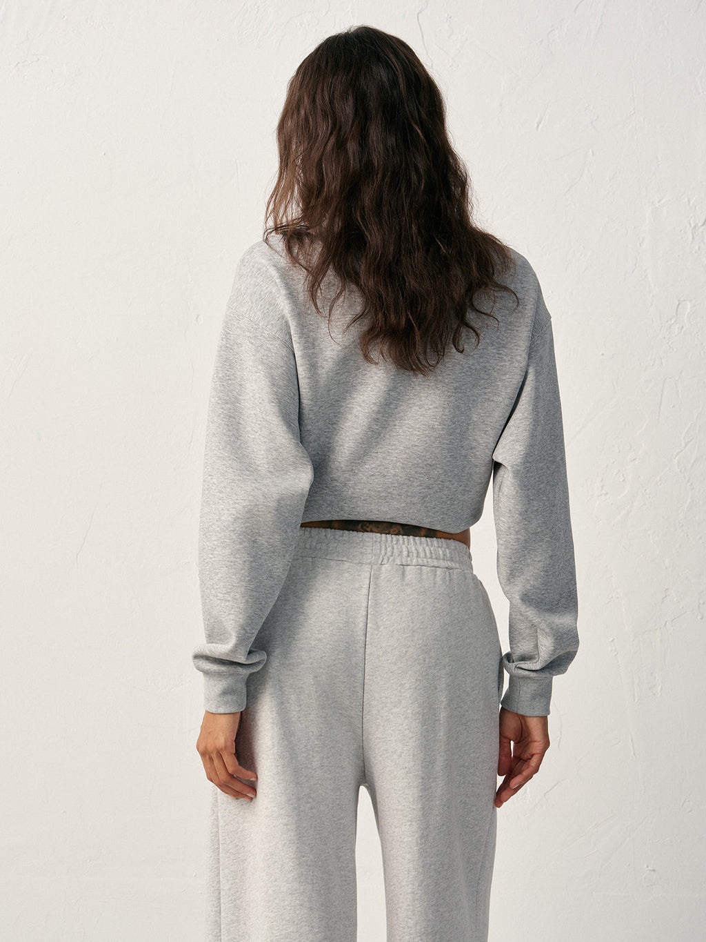 Light gray LA FINE FLEUR Comfortable Cotton Blend Crew Neck Sweatshirt with classic fit.