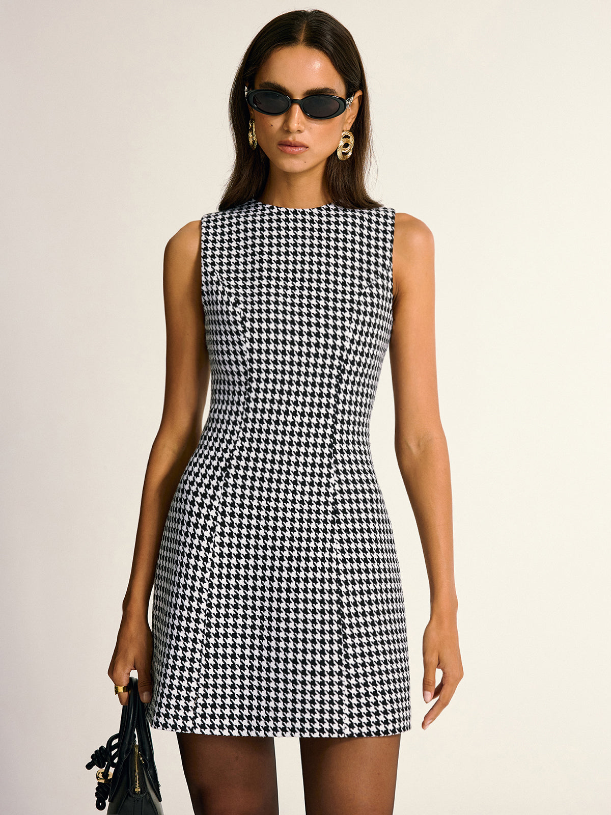 Chic Houndstooth Pattern Sleeveless A-Line Mini Dress by LA FINE FLEUR.