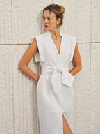 Sleeveless V-neck cotton-linen dress with bow split by LA FINE FLEUR.